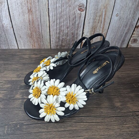 Larroude Shoes - Larroudé Black Leather Floral Daisy Fiore Heel Sandals Women's Sz 6.5 (READ)